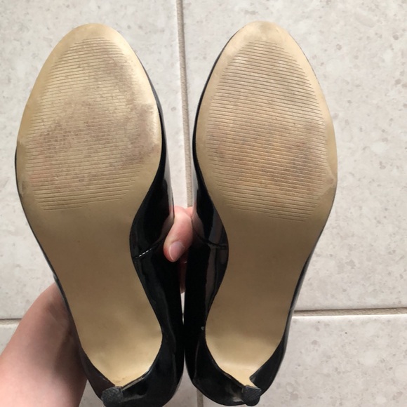 Expression Black Heels – Size 6 - Picture 3 of 5